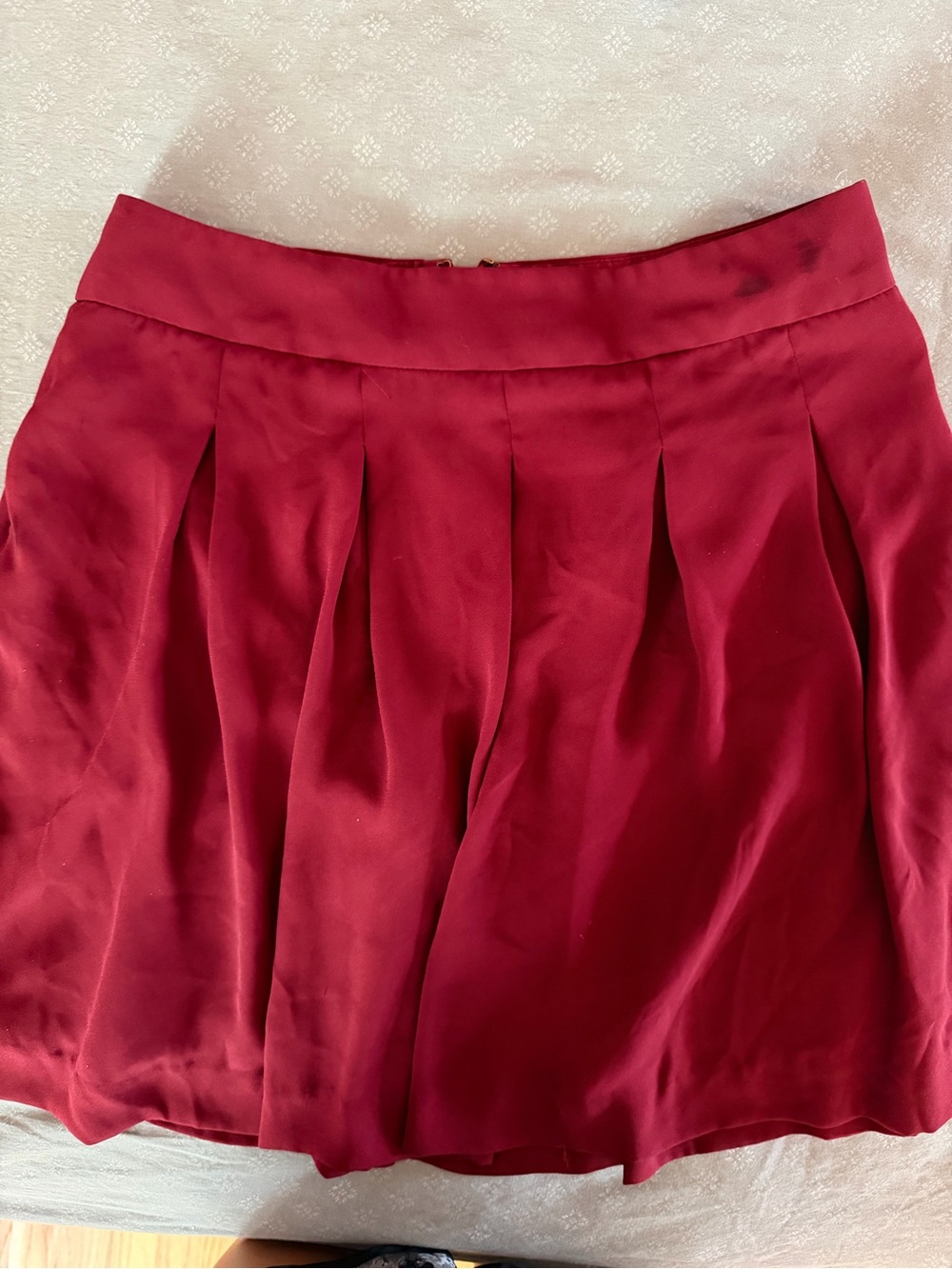 Banana Republic Pleated A-Line Skirt in RED Size 6